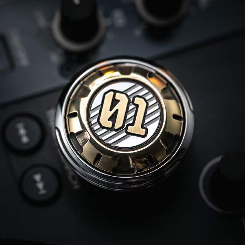 01EDC Time Badge Mechanical Haptic Coin - Image 2