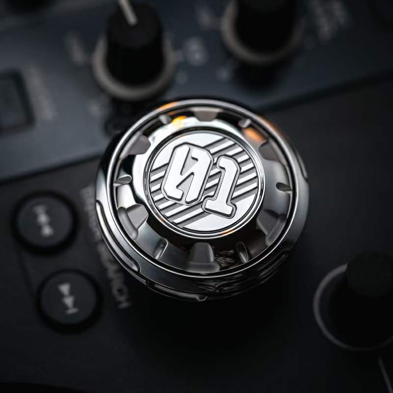 01EDC Time Badge Mechanical Haptic Coin - Image 3
