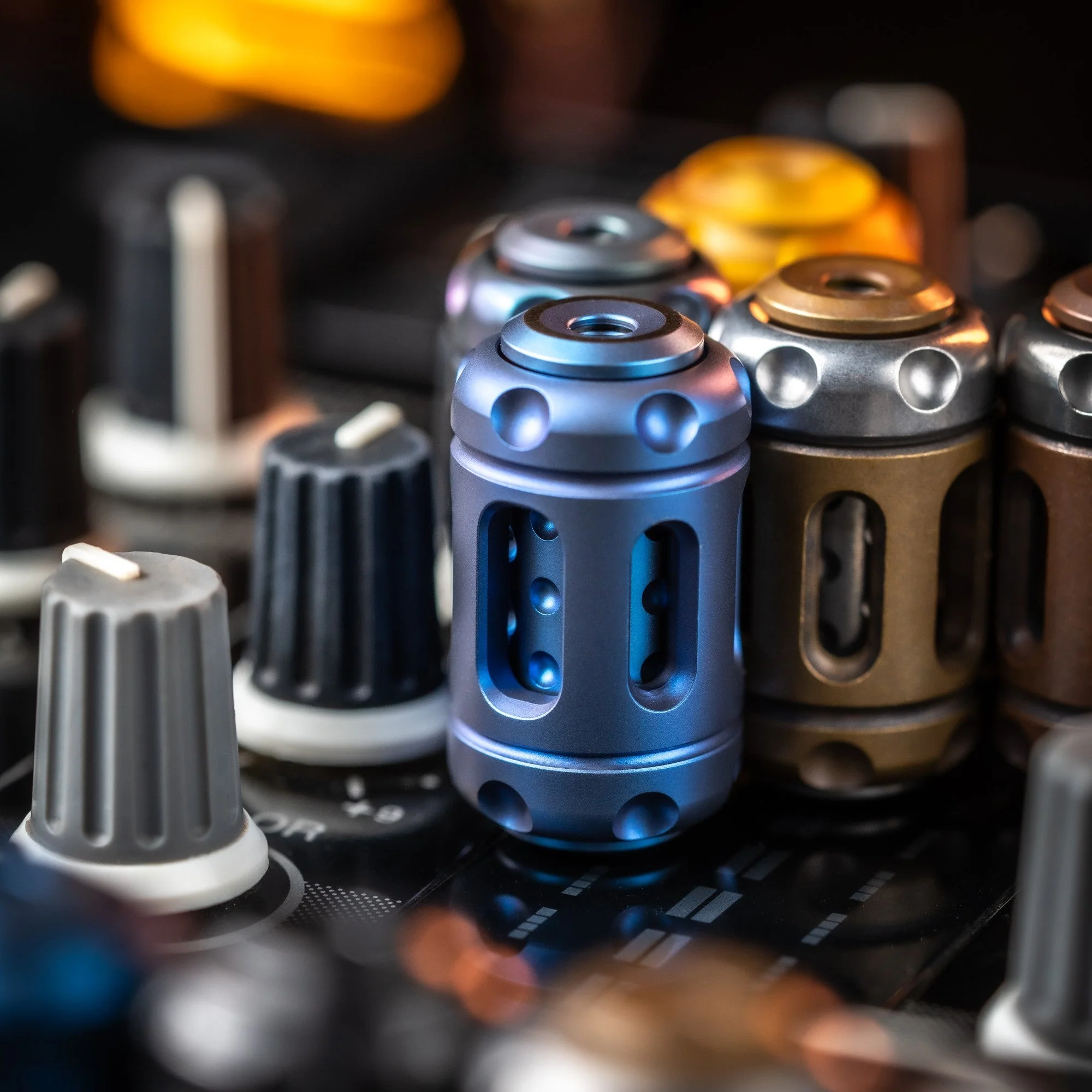 01EDC Time Capsule Knife Bead Fidget Spinner - Image 11