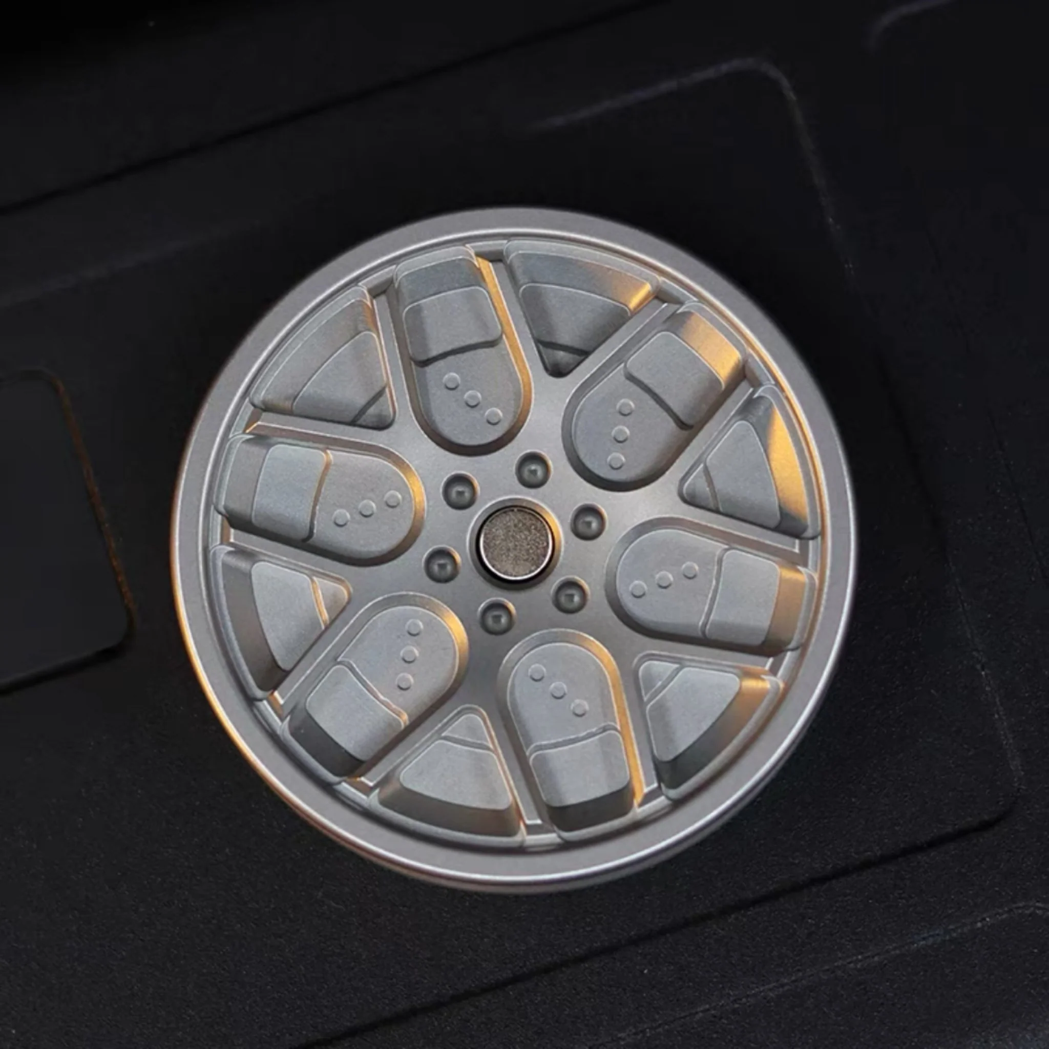 JuzhEDC WHEEL RIM Haptic Coin - Image 4