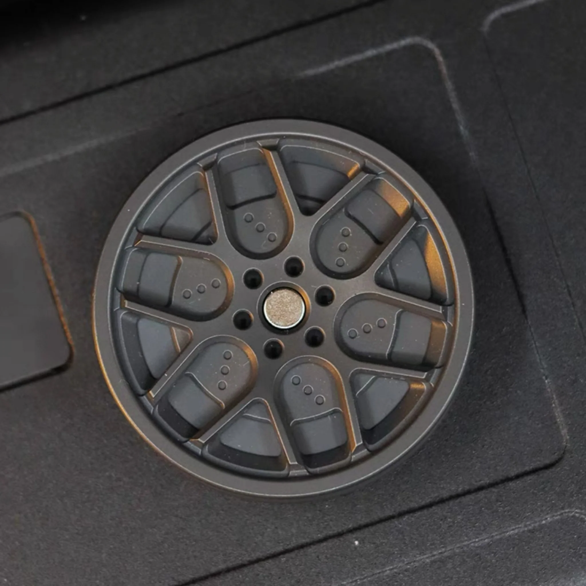 JuzhEDC WHEEL RIM Haptic Coin - Image 6