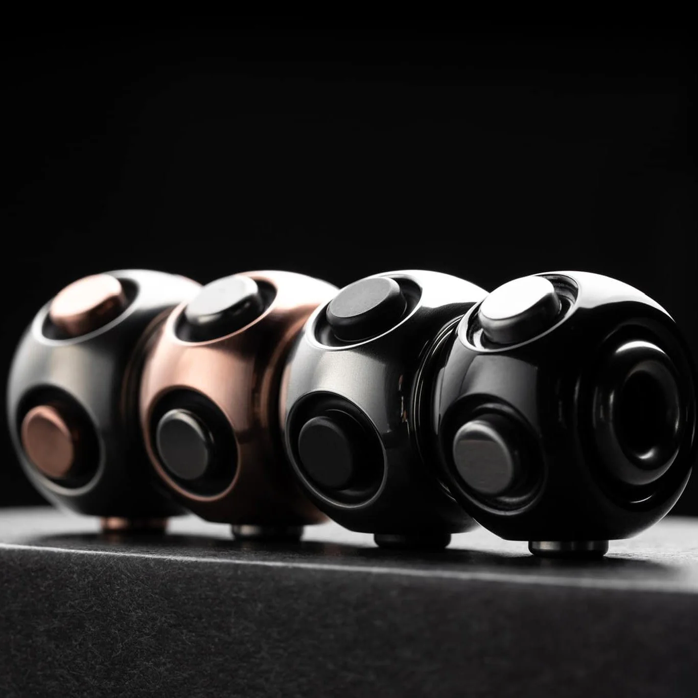 Lautie NOIZ SPORE Knife Bead Fidget Spinner - Image 6