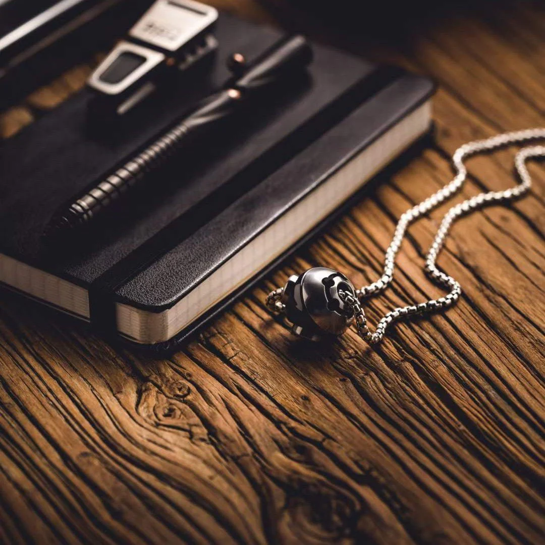 Lautie Spy Wars Series GAS Pendant Knife Bead - Image 9