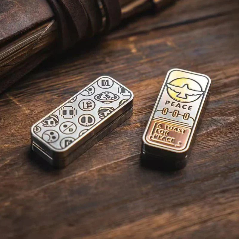 LEE Studio PEACE Slider - Image 9
