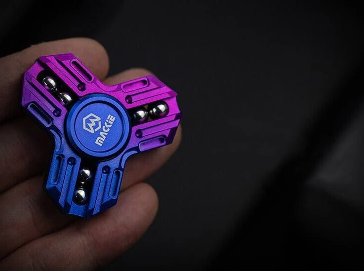 Mackie KNIGHT MINI Fidget Spinner - Image 7