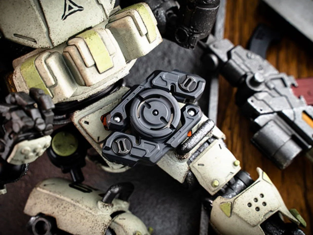 Mackie ROBOTIC ARM Fidget Spinner - Image 11
