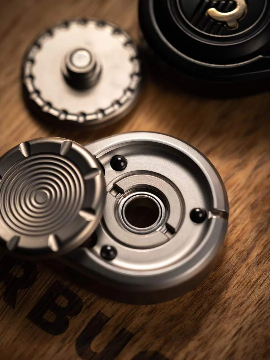 Mackie WATER DROP Fidget Spinner - Image 17