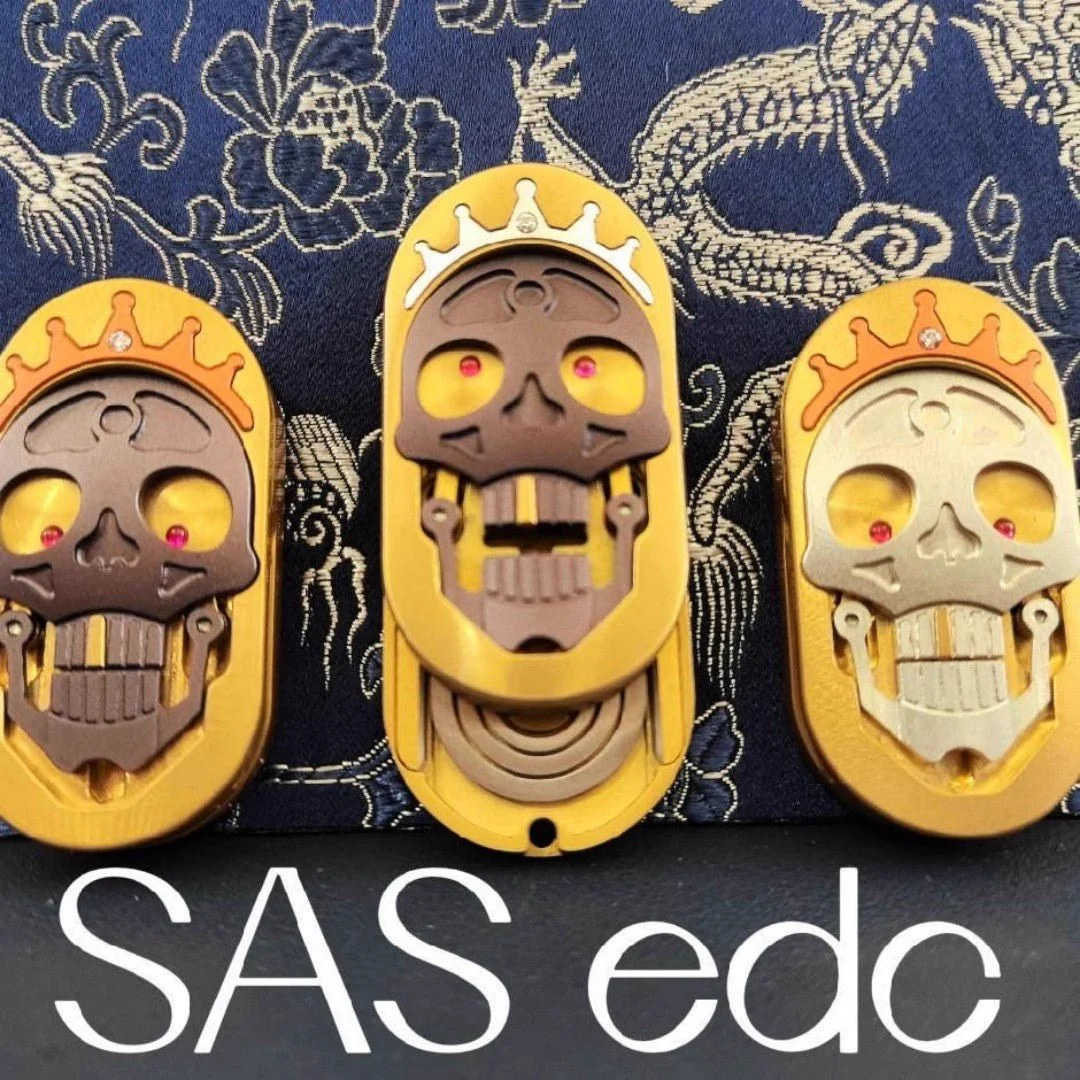 SAS Studio Spades King Mechanical Fidget Slider - Image 6