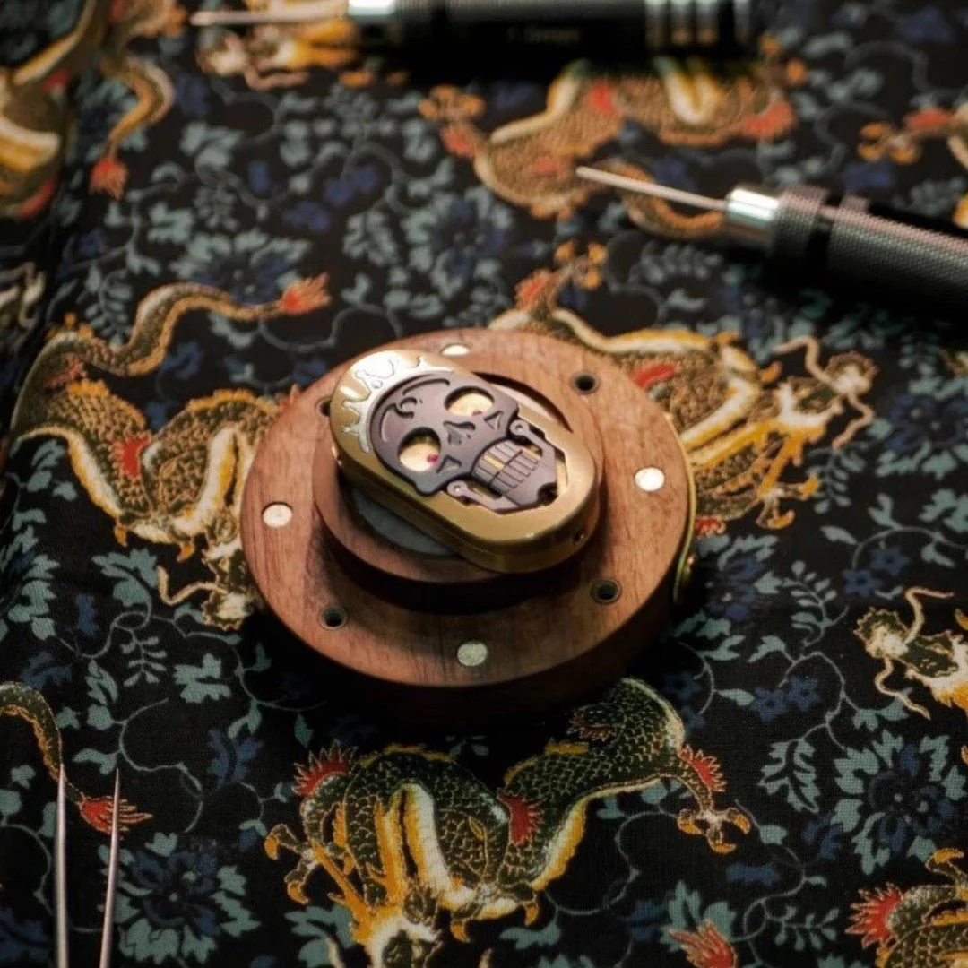 SAS Studio Spades King Mechanical Fidget Slider - Image 7