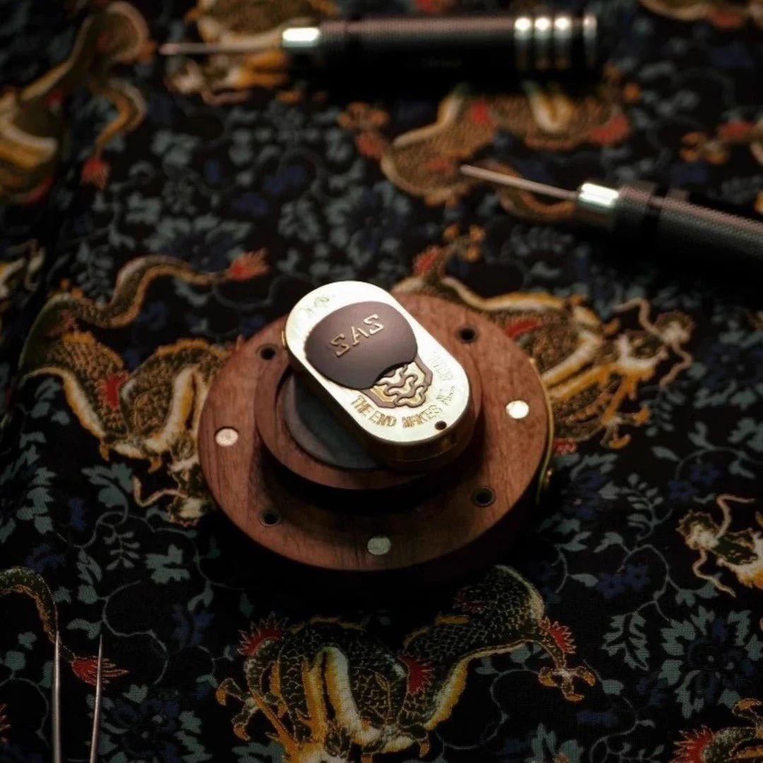 SAS Studio Spades King Mechanical Fidget Slider - Image 8