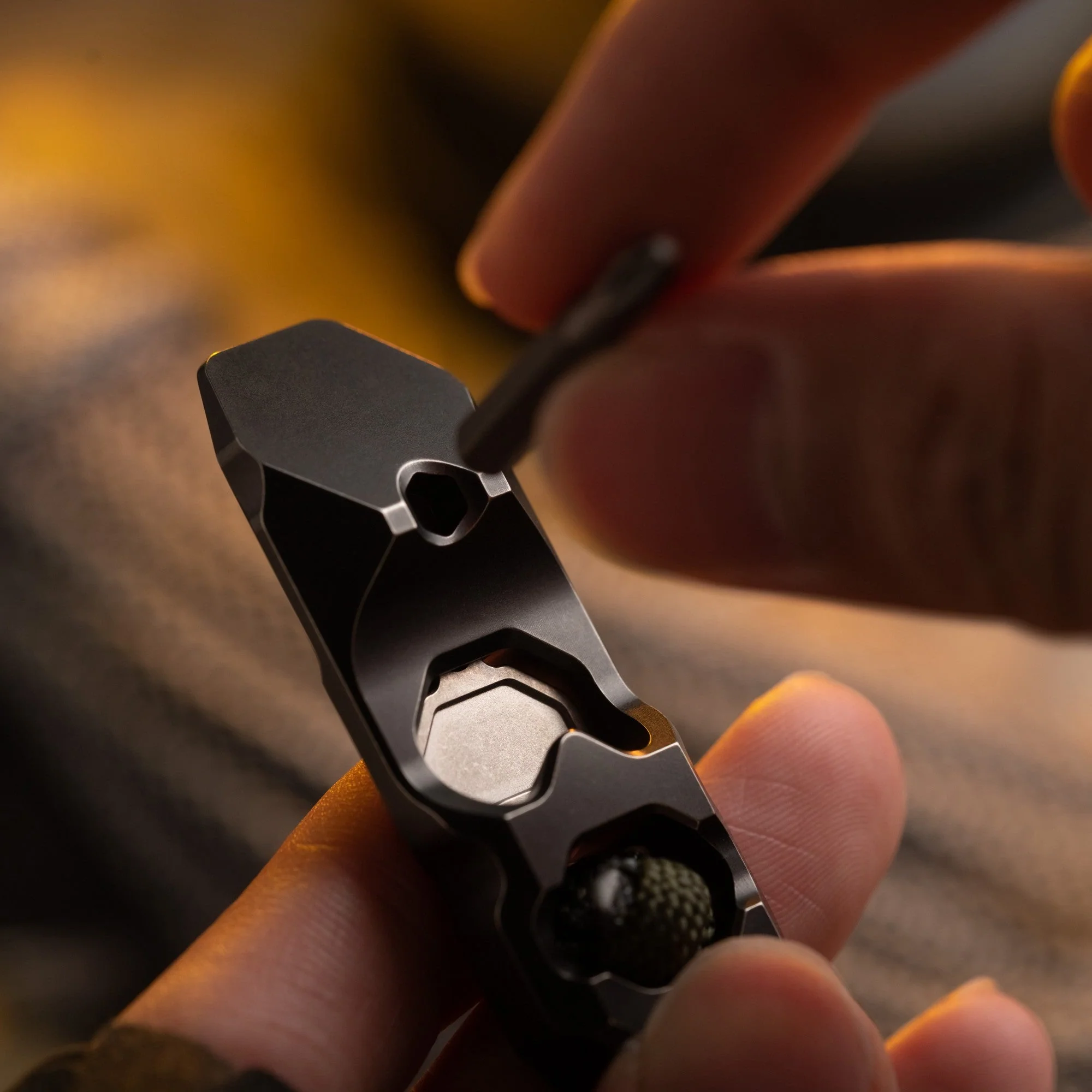 Wanwu BEAVER Titanium EDC Multi-Tool Prybar - Image 10