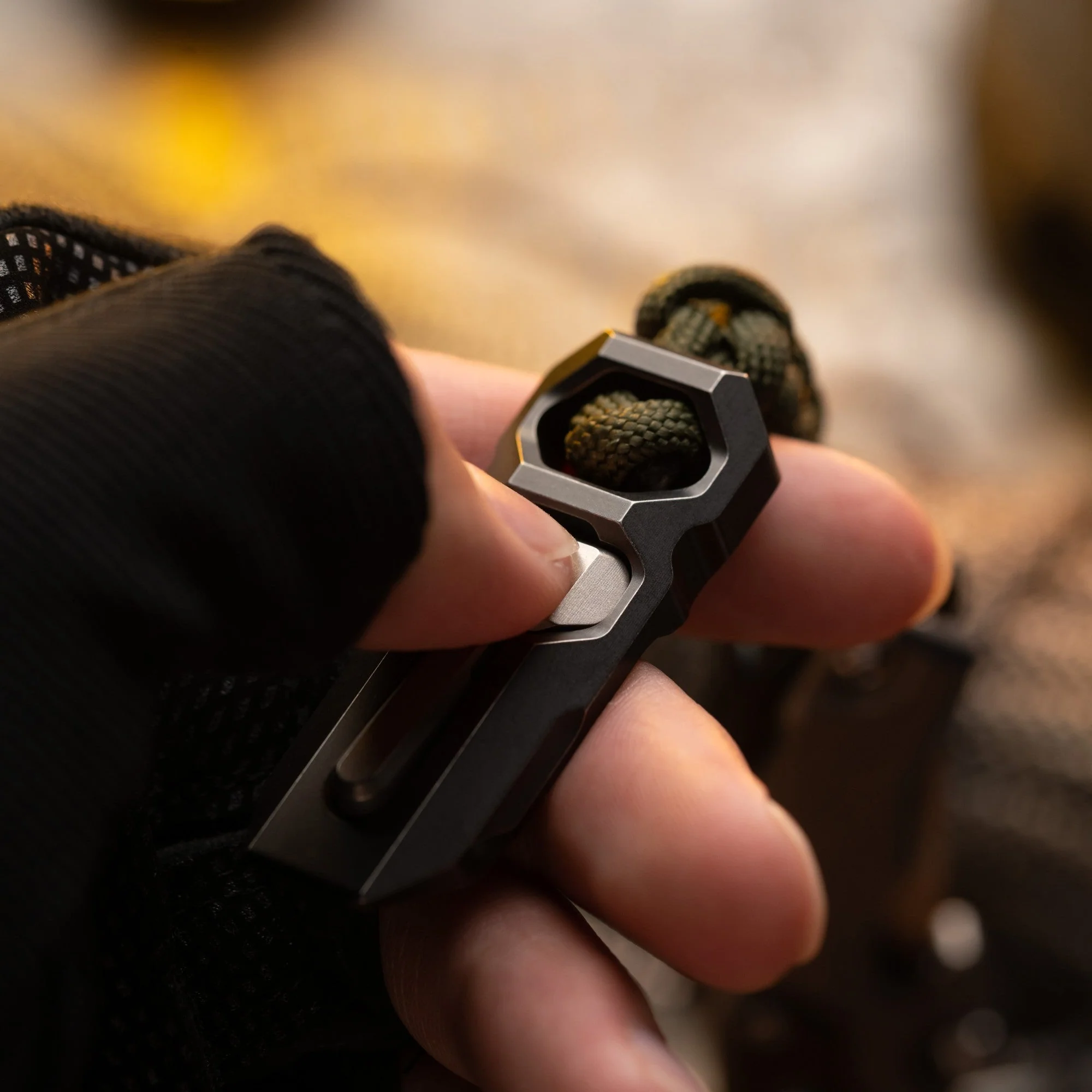 Wanwu BEAVER Titanium EDC Multi-Tool Prybar - Image 7