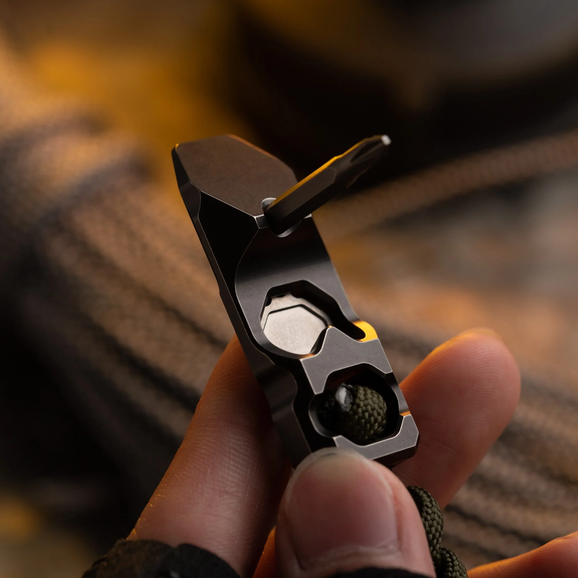 Wanwu BEAVER Titanium EDC Multi-Tool Prybar - Image 8