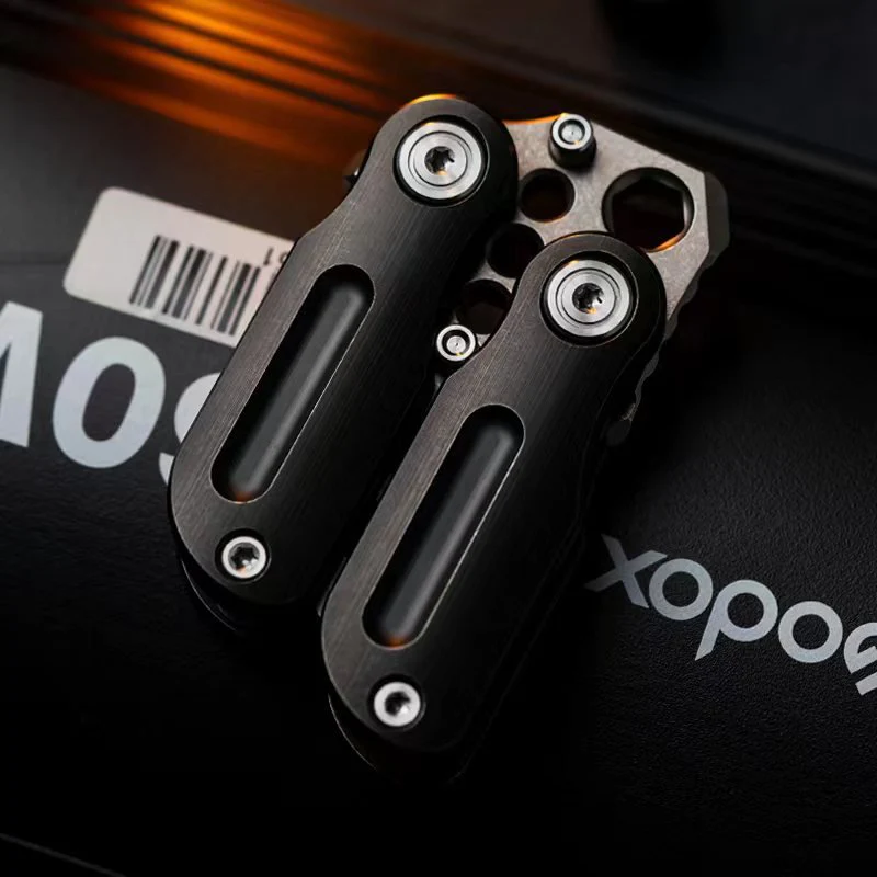 Wanwu COMPACT Gravity Fidget Prybar - Image 6