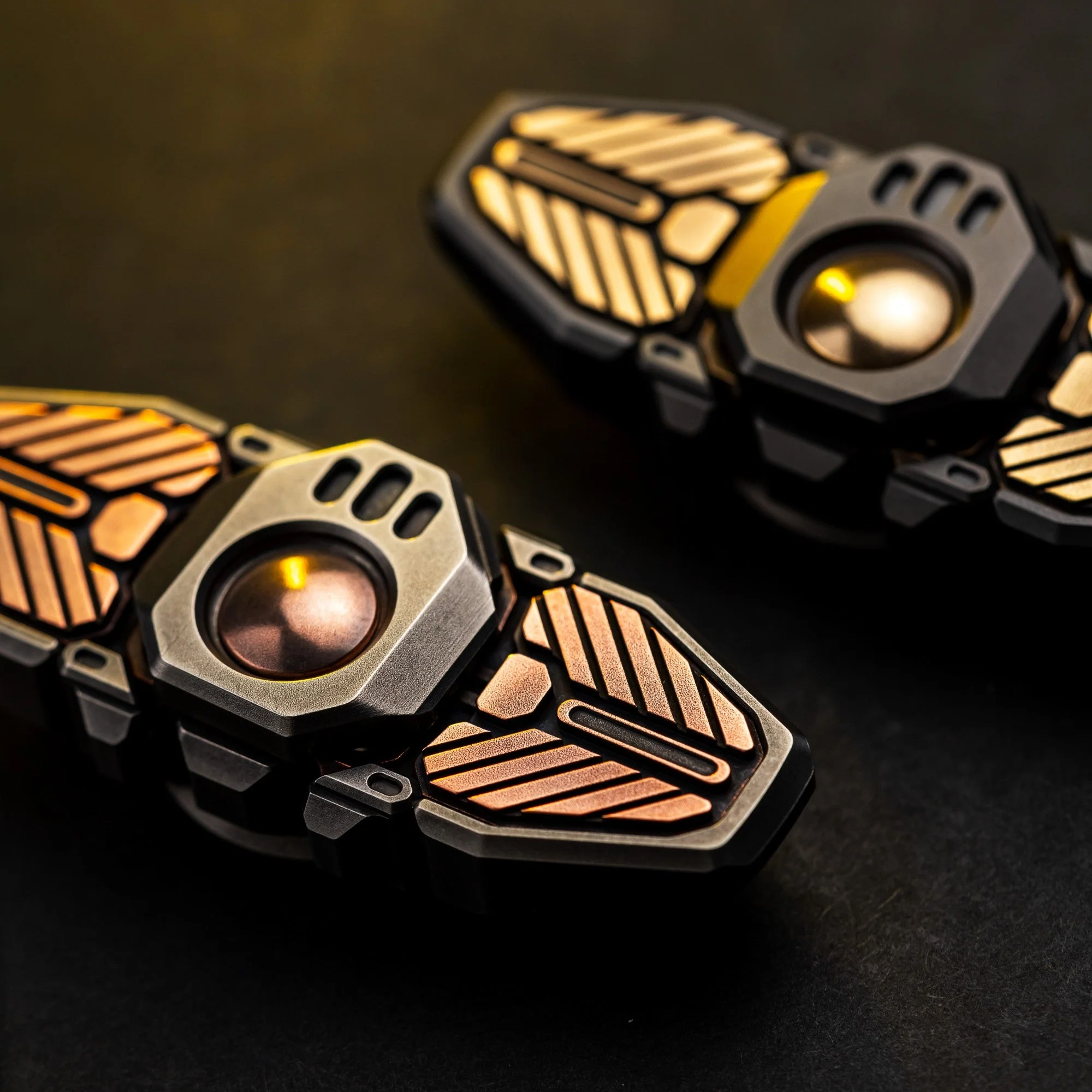 Wanwu COURIER Mini Robot Stretchable Fidget Spinner - Image 14