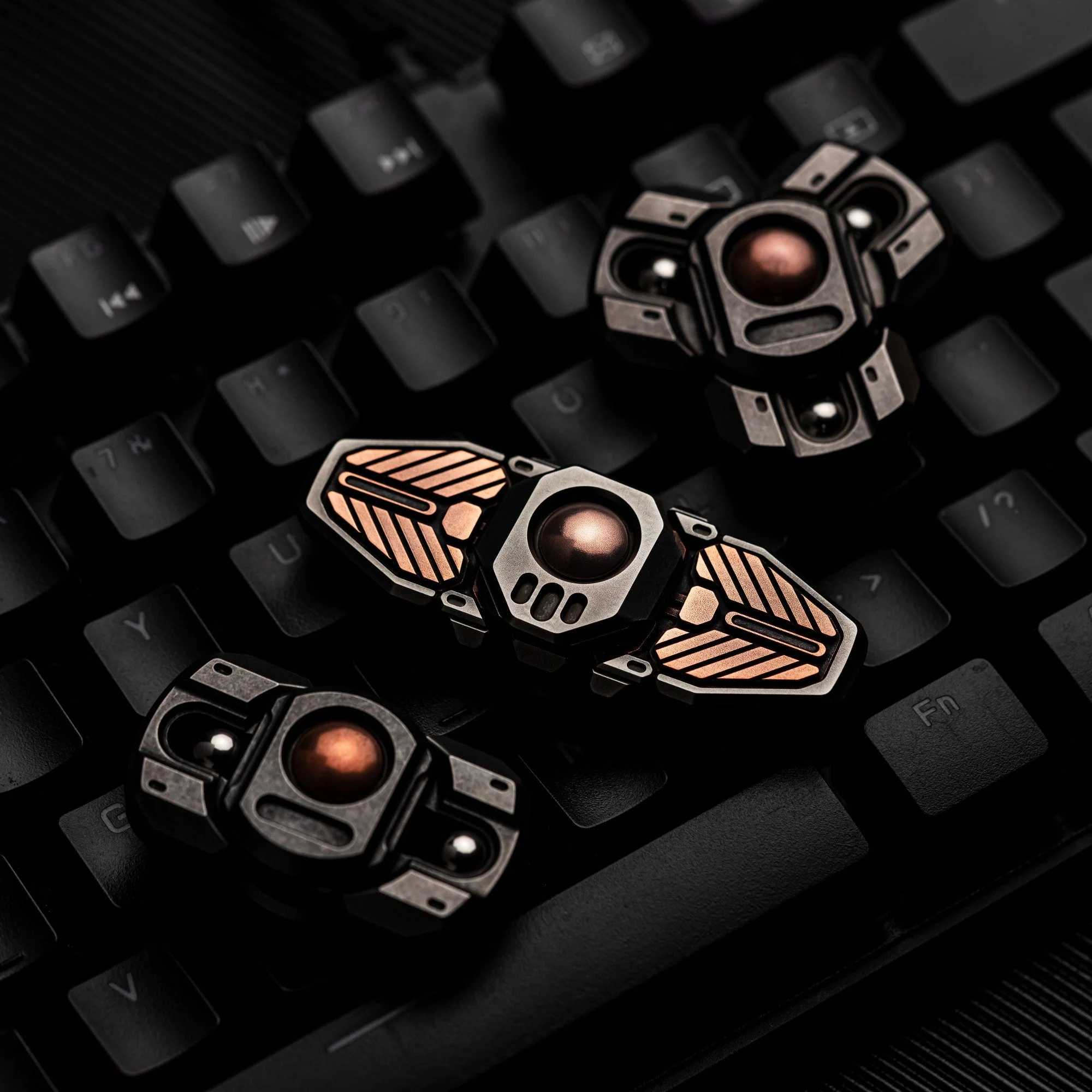 Wanwu COURIER Mini Robot Stretchable Fidget Spinner - Image 16