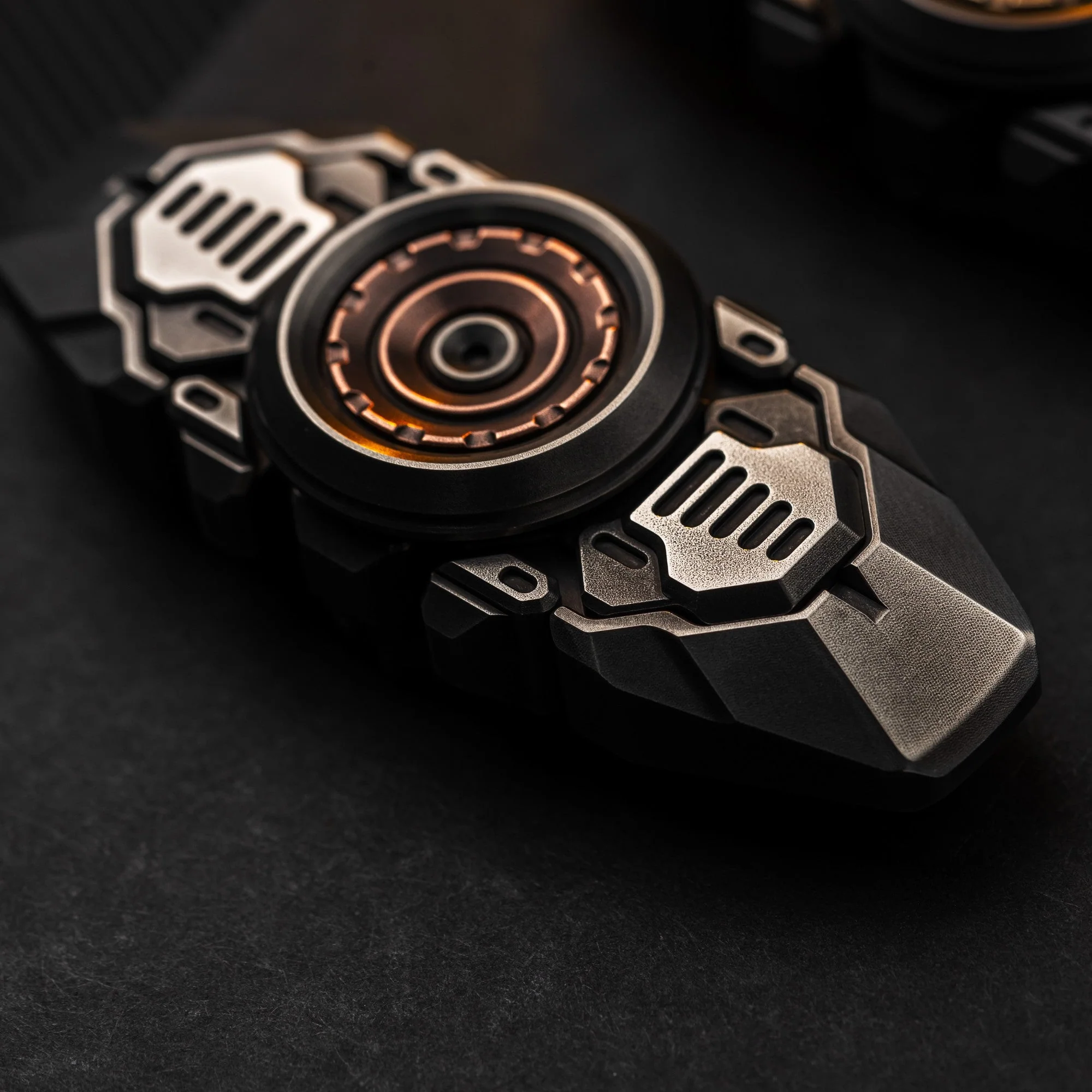 Wanwu COURIER Mini Robot Stretchable Fidget Spinner - Image 19