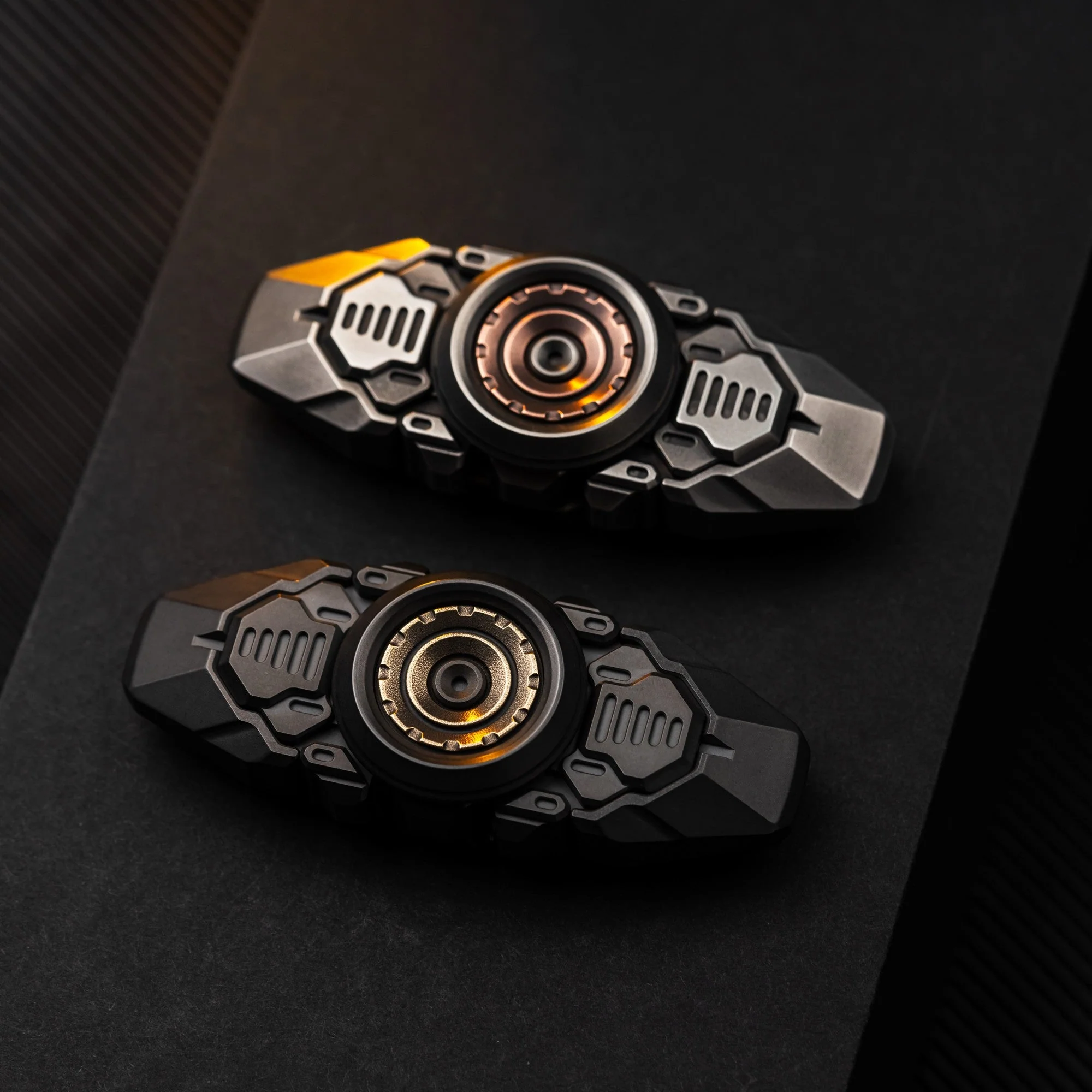 Wanwu COURIER Mini Robot Stretchable Fidget Spinner - Image 4