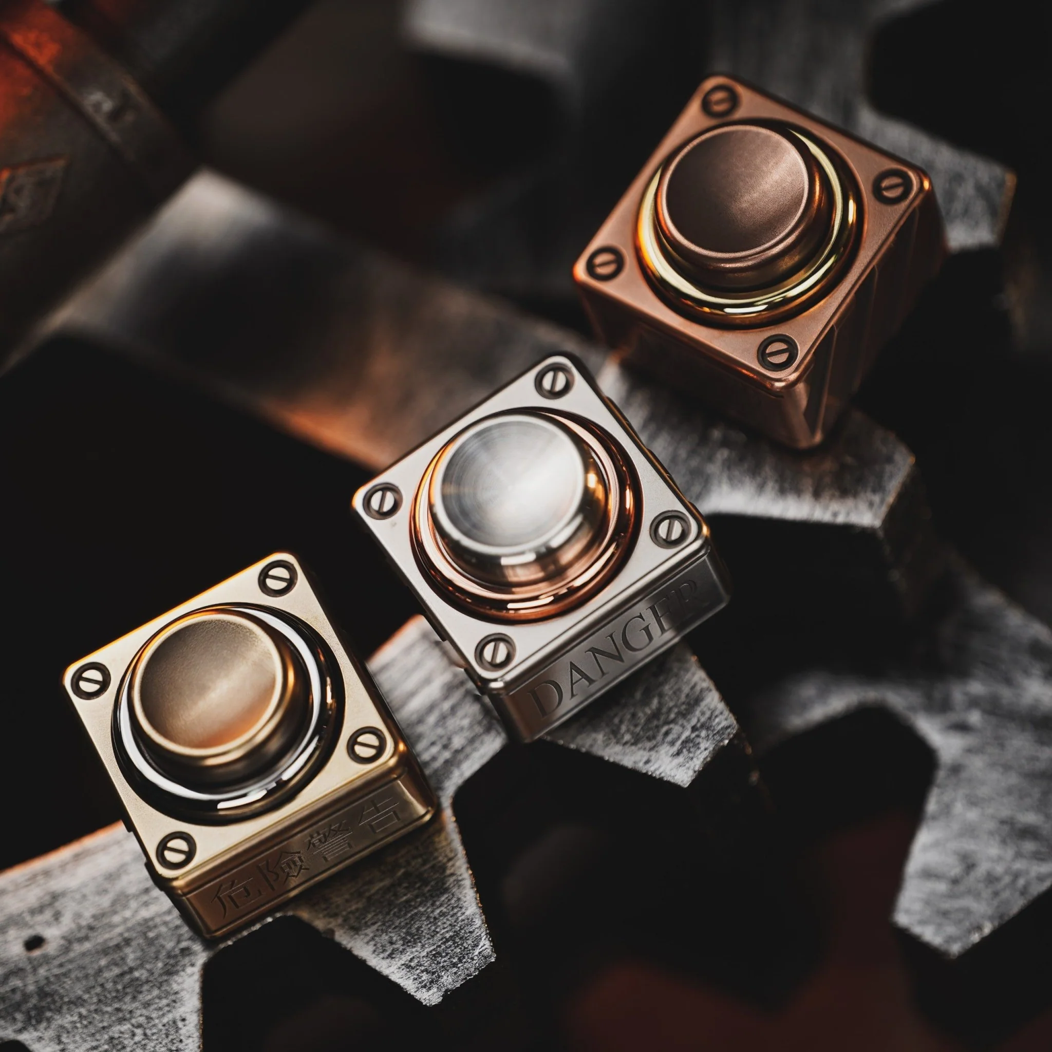 Wanwu DANGER BUTTON Fidget Clicker Spinner