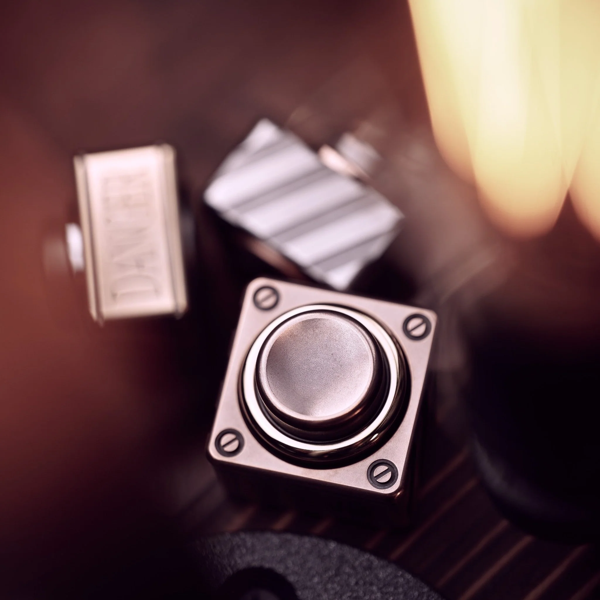 Wanwu DANGER BUTTON Fidget Clicker Spinner - Image 14