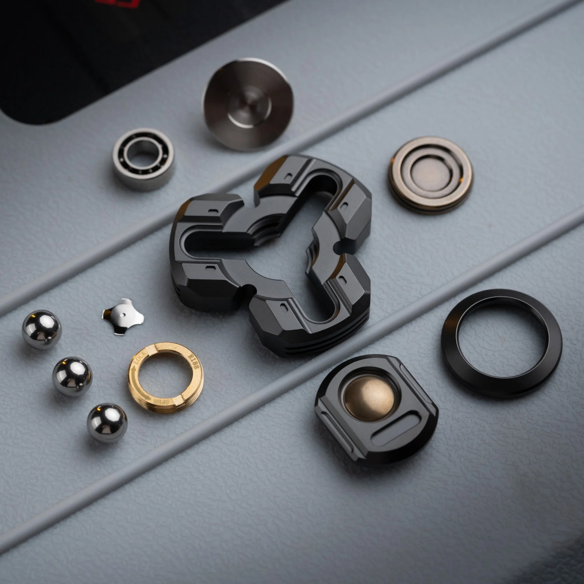 Wanwu MINI ROBOT Fidget Spinner - Image 16