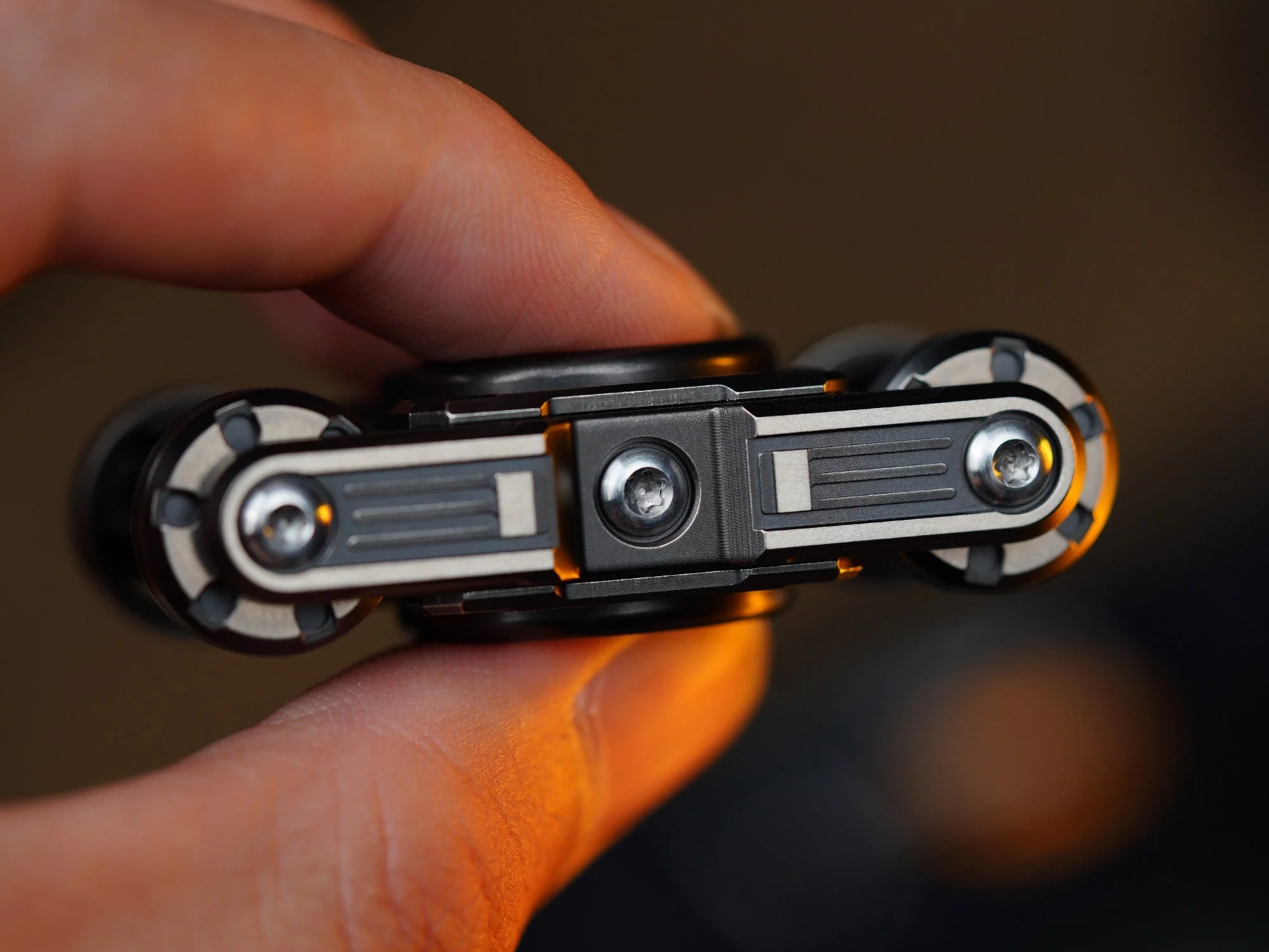 Wanwu NUCLEAR TANK Fidget Spinner - Image 9
