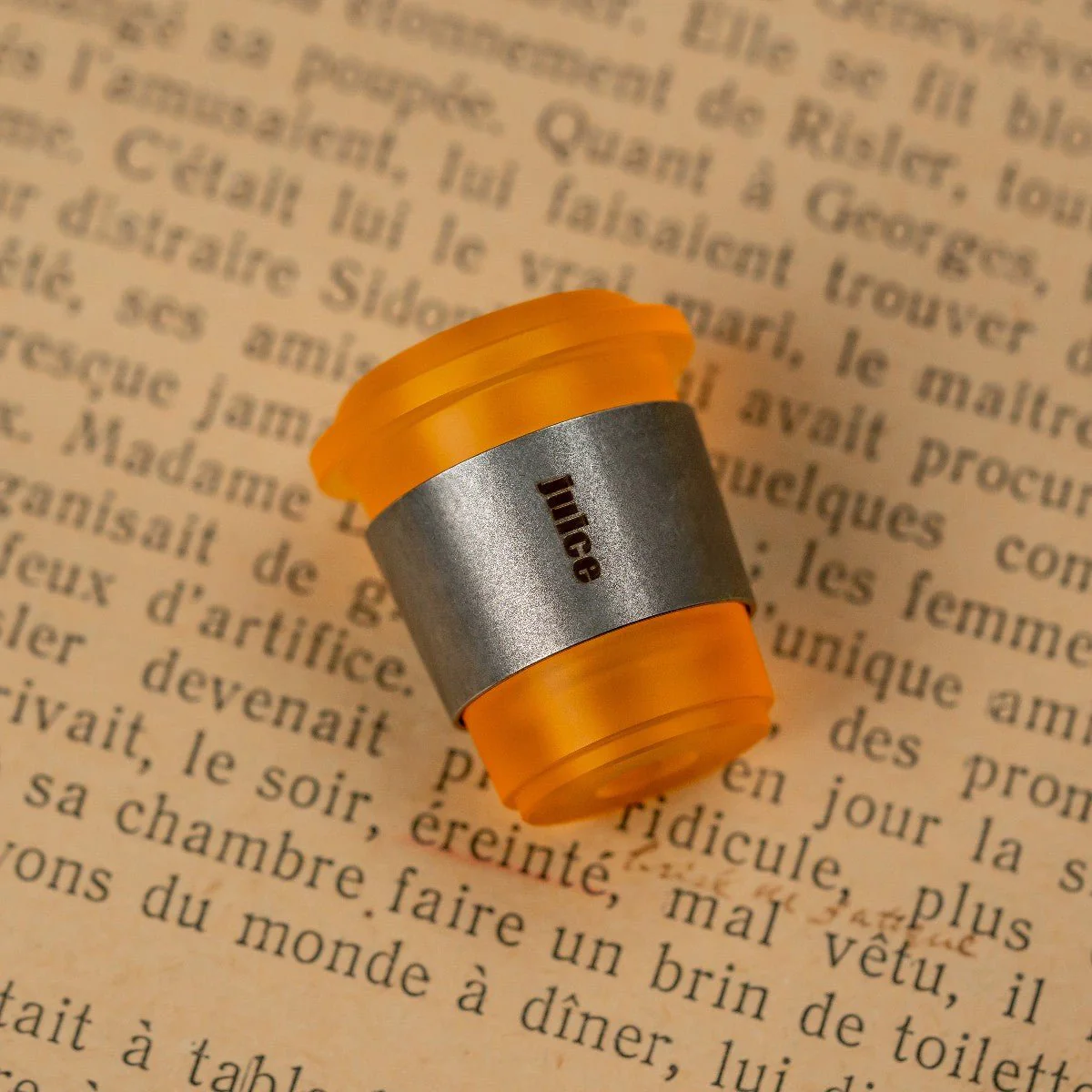 Wanwu PAPER CUP Knife Bead Fidget Spinner Pendant - Image 8