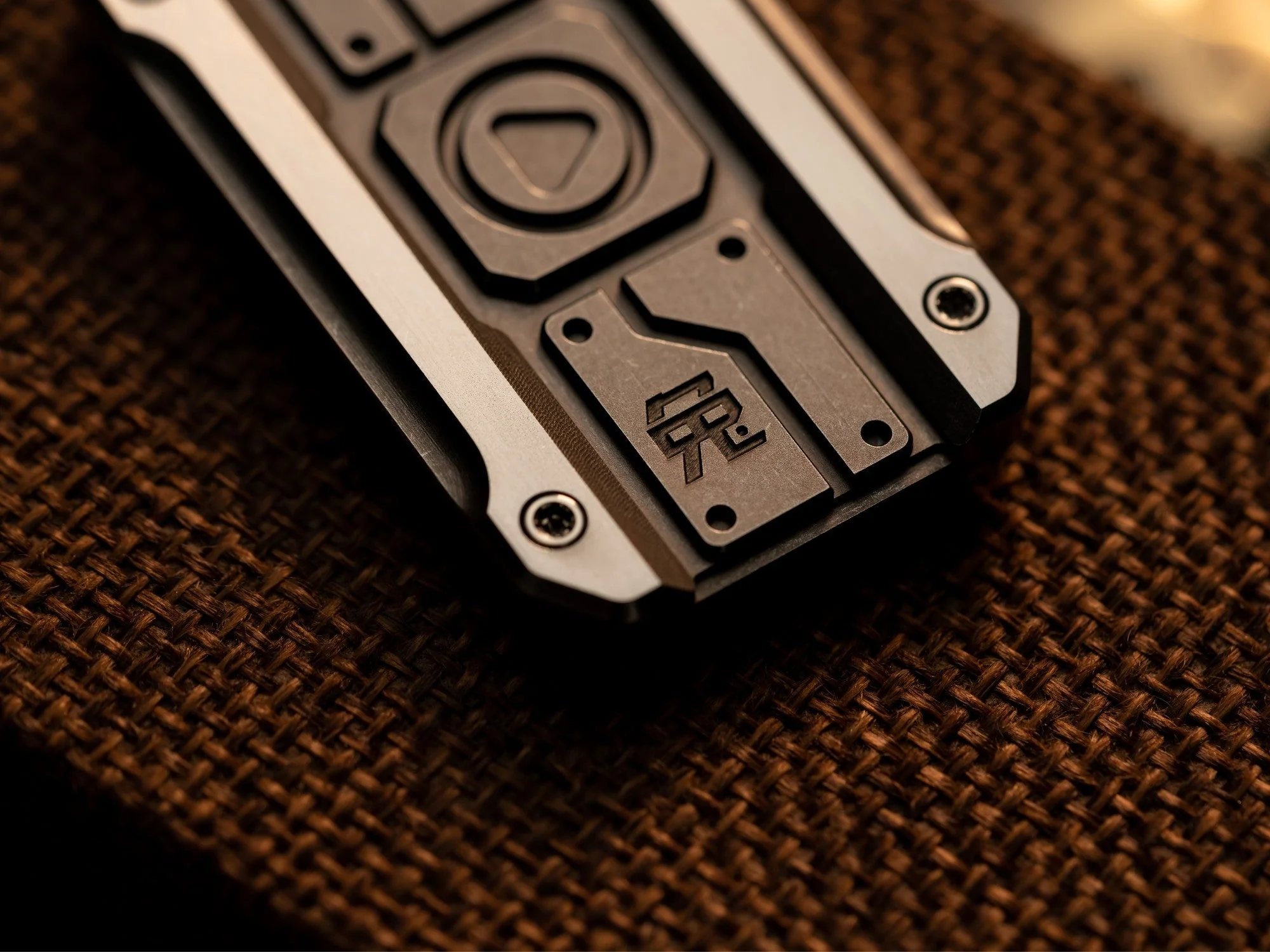 Wanwu RABBIT Bulletproof Shield Fidget Slider - Image 5