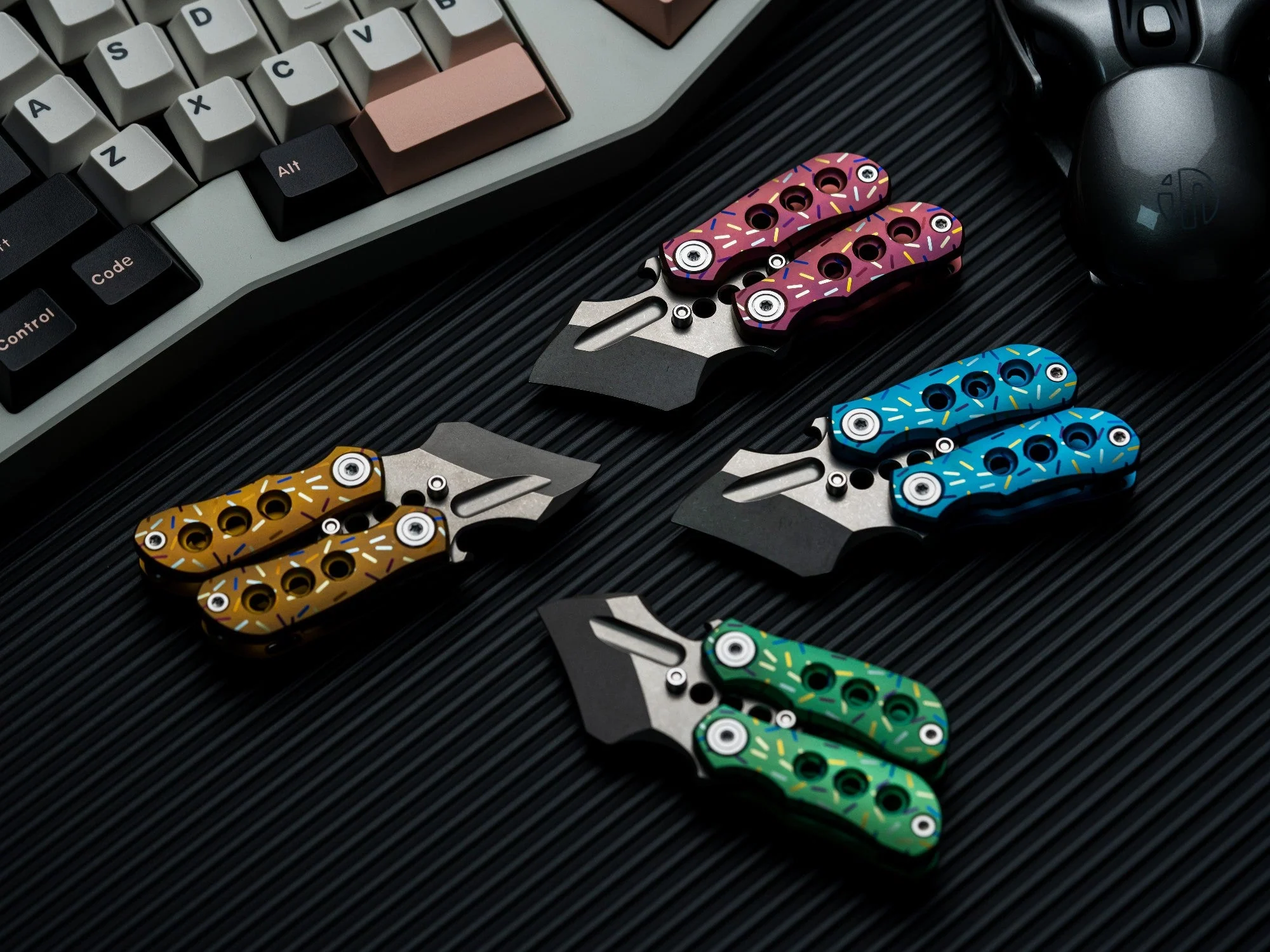 Wanwu V-BLOOD Gravity Fidget Prybar - Image 40