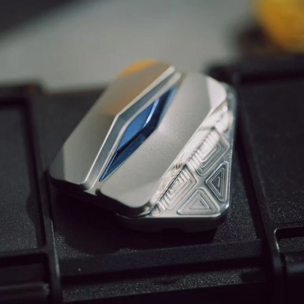 YC EDC Mountain Slider - Image 3