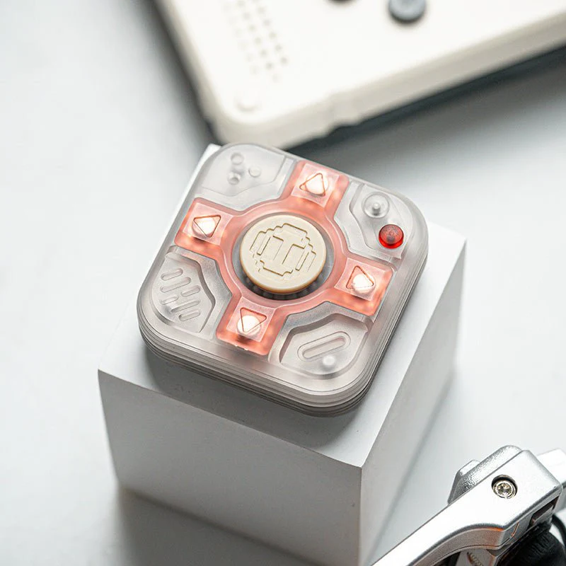 YEDC PIG CUBE Slider - Image 3